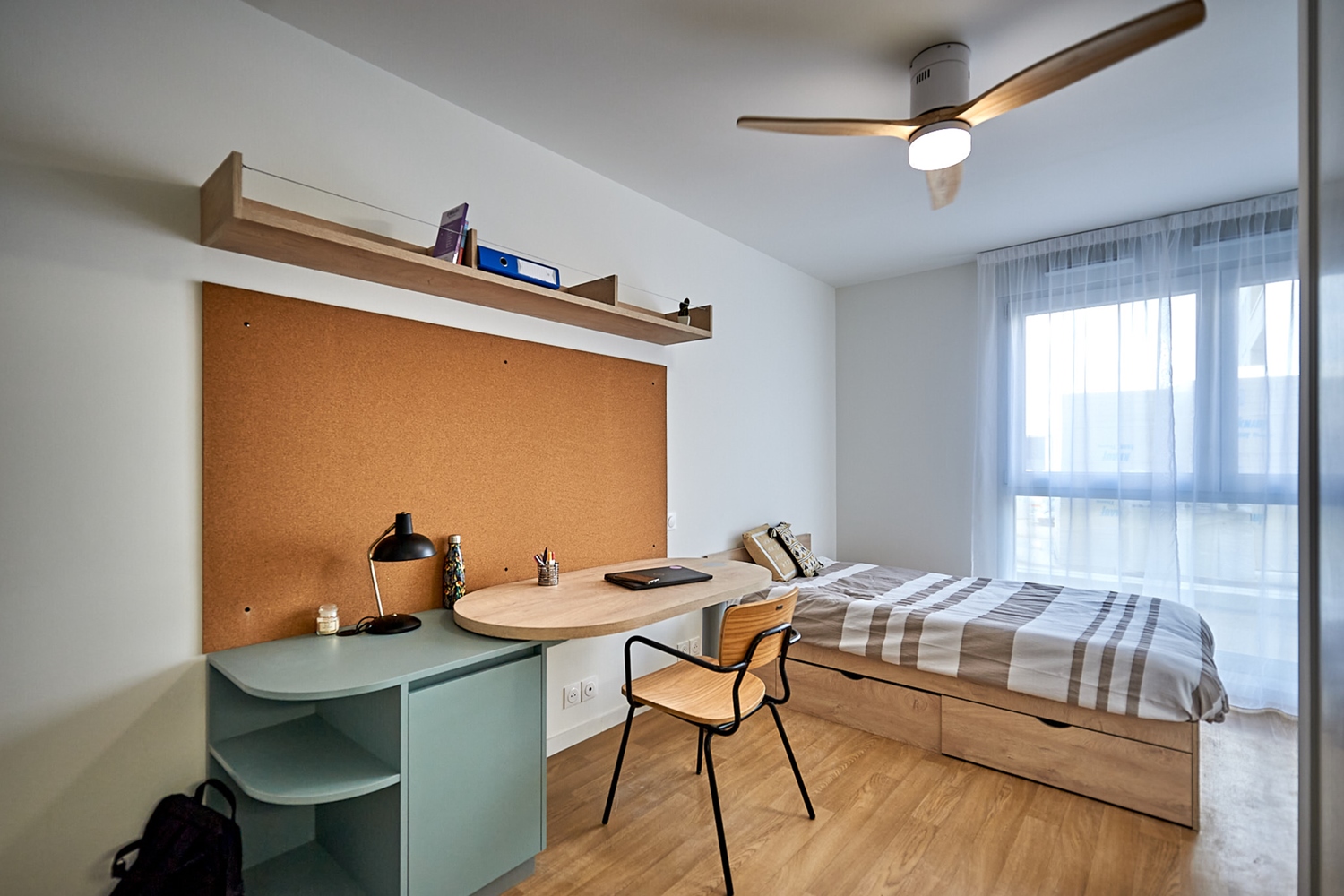 Canvas Bordeaux East